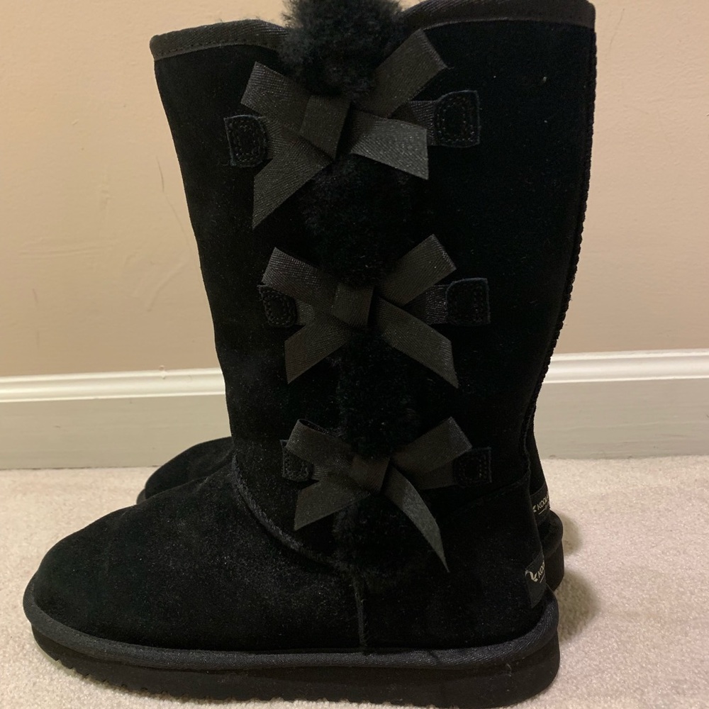 Kookaburra by Ugg boots NWOT
